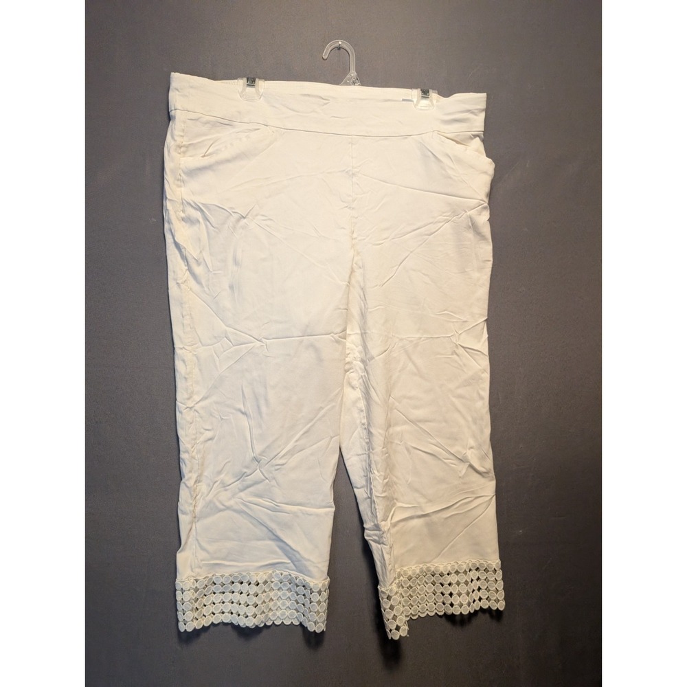 Nina Leonard Capri Pants Womens 1X White Stretch Lace Trim Flat Front Pull On
